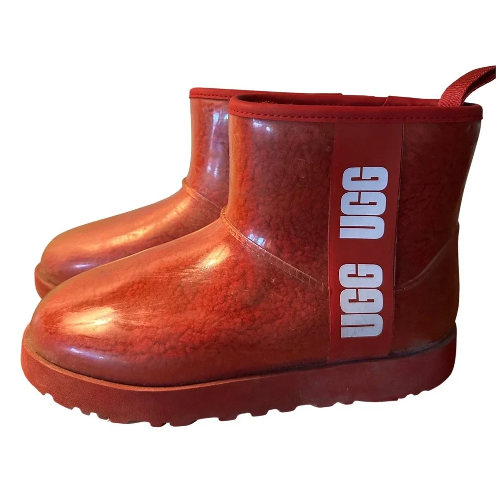 Uggs Classic clear mini boots in samba red, size 7